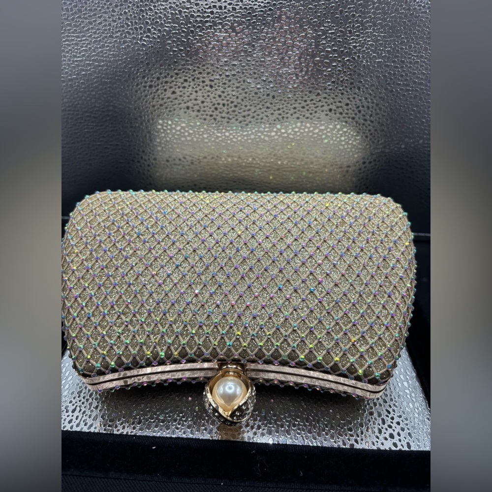 Elegant Gorgeous Evening Bag Mesh Rhinestone Evening Bag With A Pearl On Top . - Picture 2 of 9